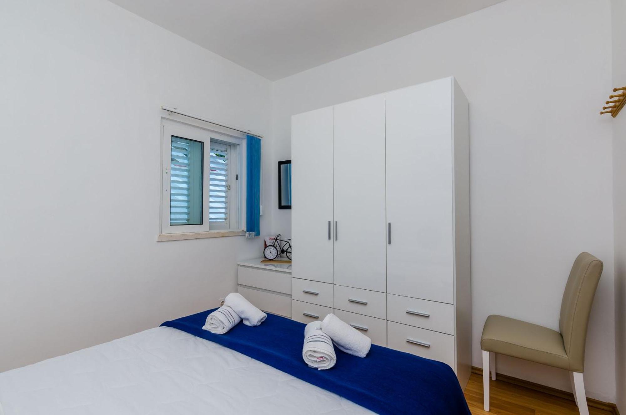 Apartments Lorena Mljet Pomena Exterior photo